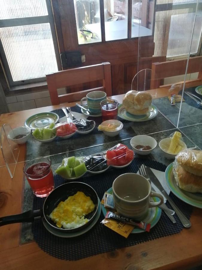 Hostal Newen ヴィヤリカ エクステリア 写真