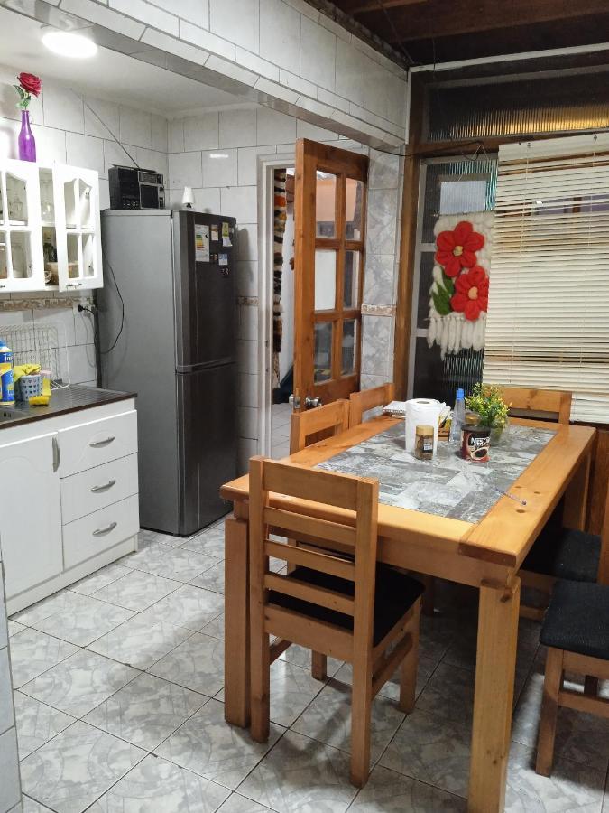 Hostal Newen ヴィヤリカ エクステリア 写真